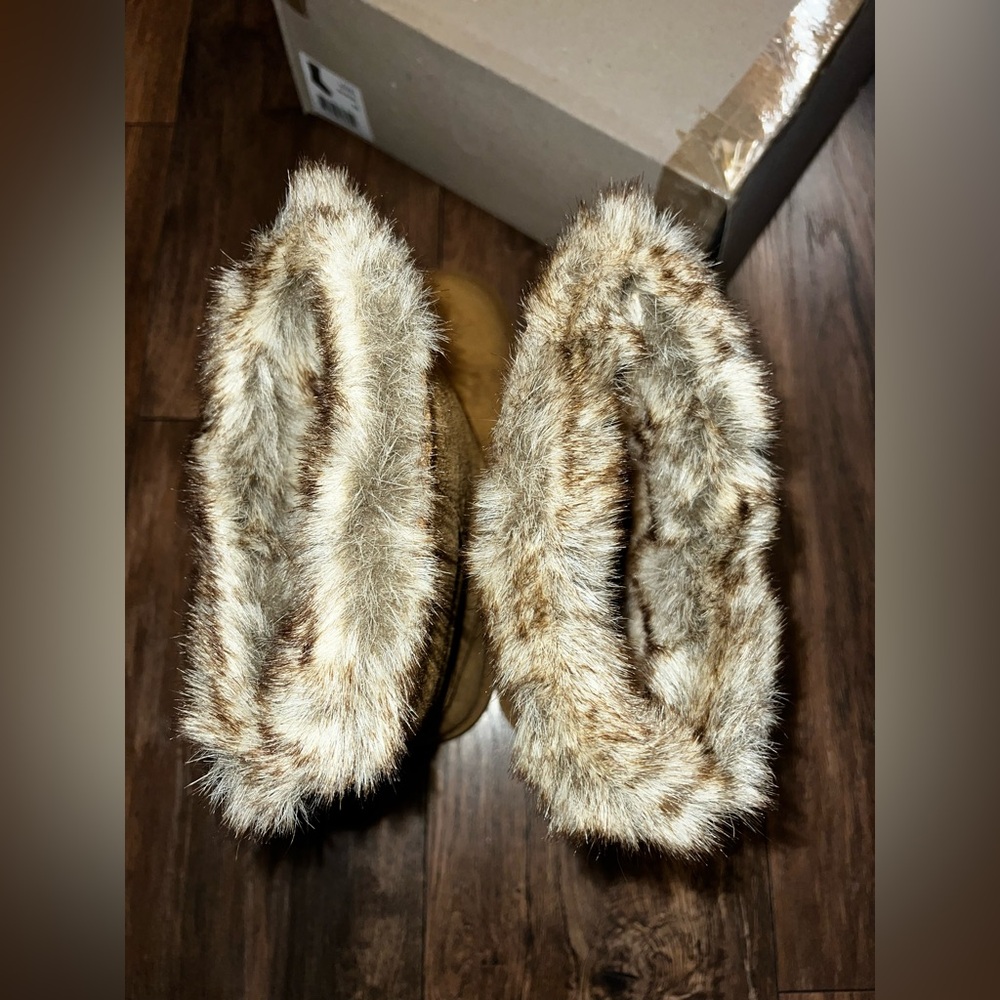 NEW Women’s Size 10 Hickory Color BearPaw Boots. - Picture 5 of 8